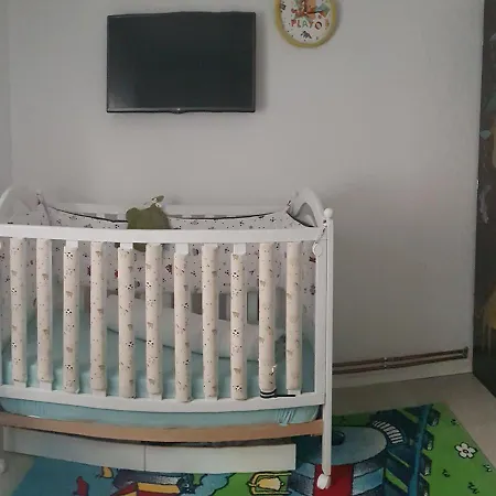 Hamad, Apartament Bihać